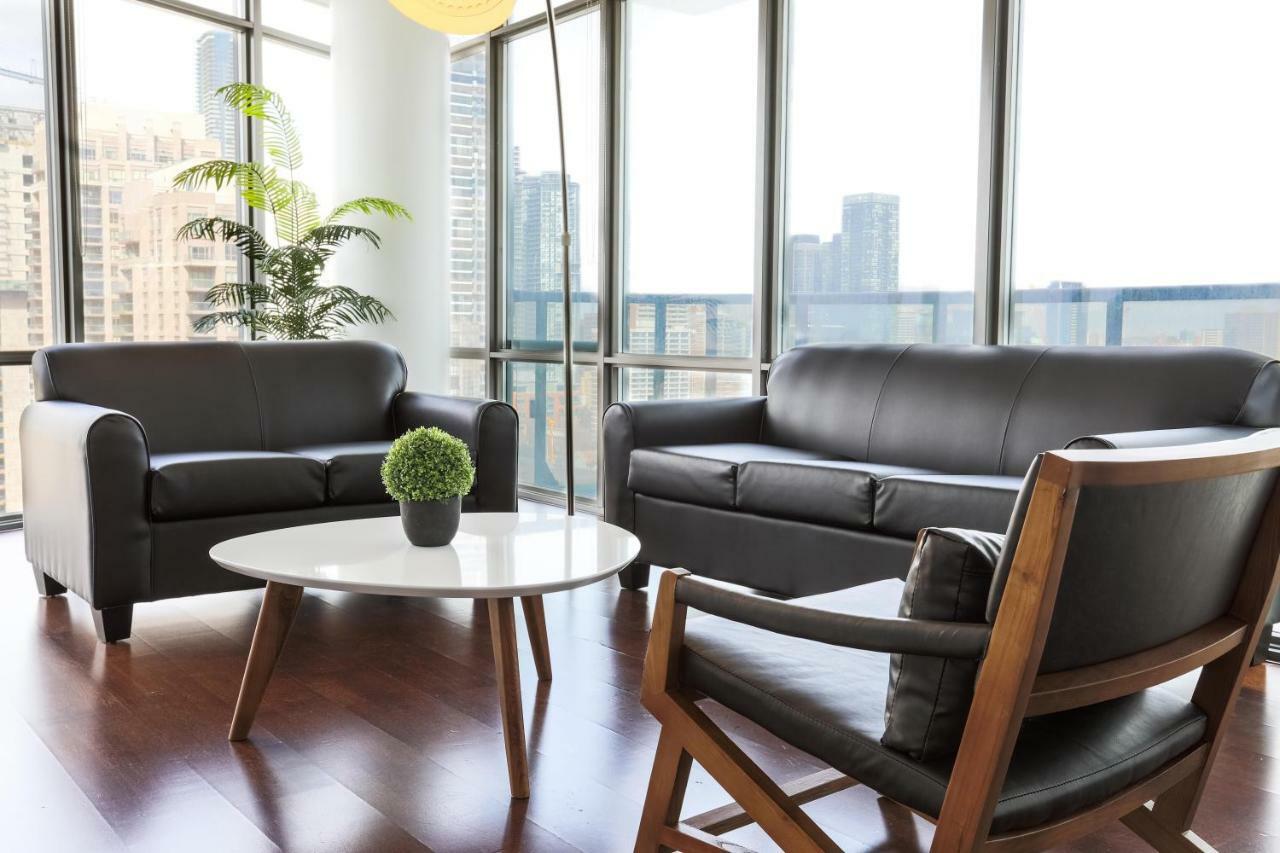 تورونتو Altitude Suites Bay Street - Holiday Bonus - Free Parking المظهر الخارجي الصورة