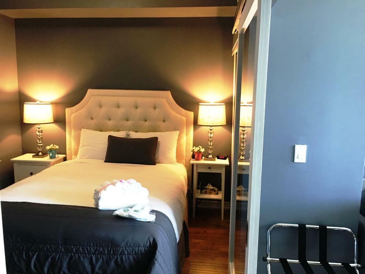 تورونتو Altitude Suites Bay Street - Holiday Bonus - Free Parking المظهر الخارجي الصورة
