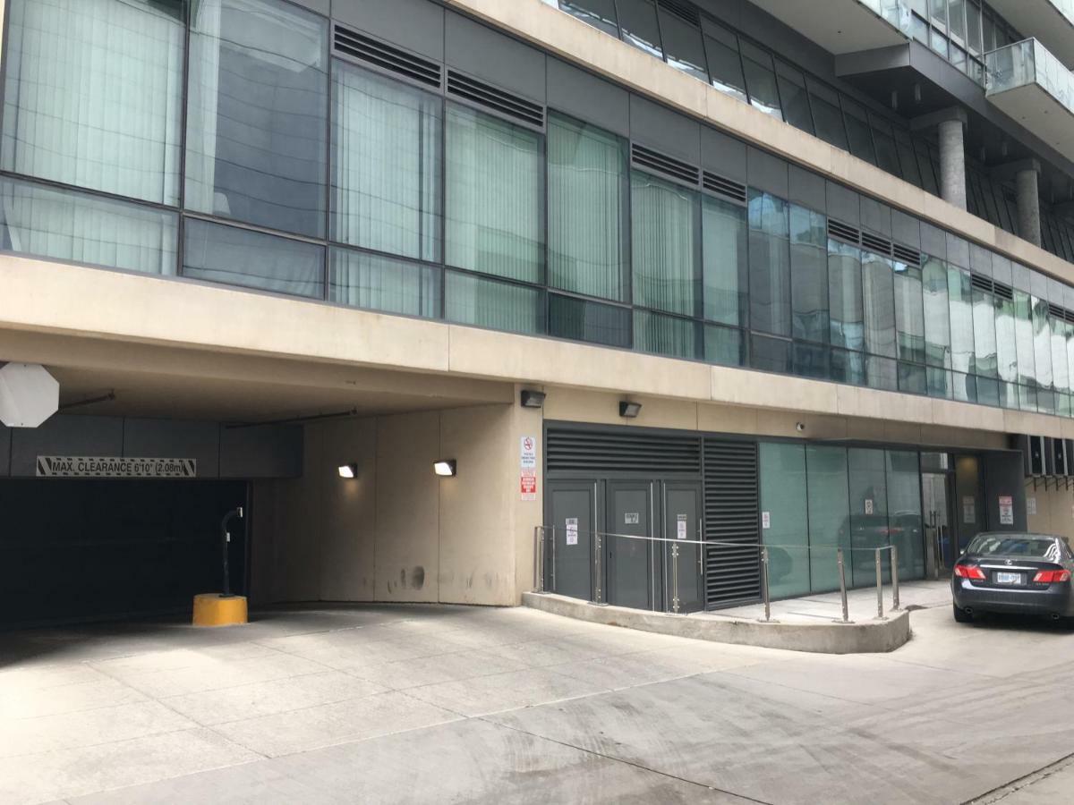تورونتو Altitude Suites Bay Street - Holiday Bonus - Free Parking المظهر الخارجي الصورة